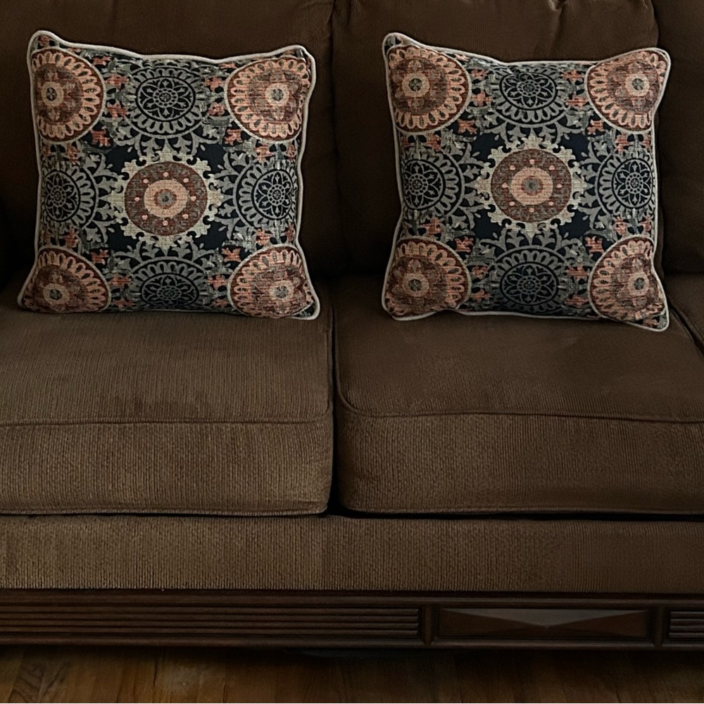 Decorative pillows